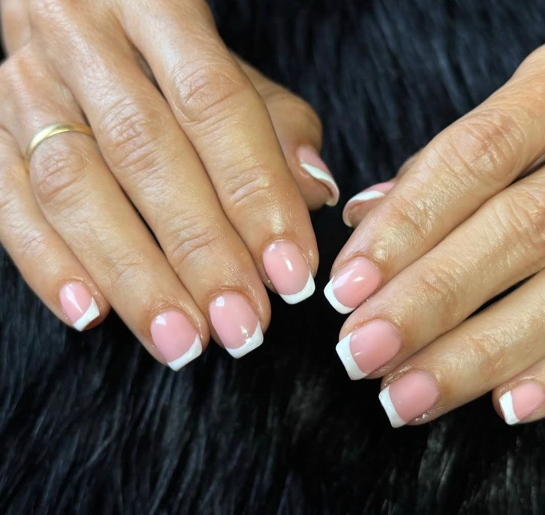 como-alargar-tu-manicura-esencia-estetica-montilla